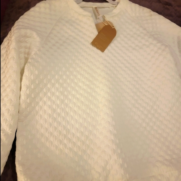 NWT Zolucky longsleeve off white top sz Lg - Picture 4 of 8